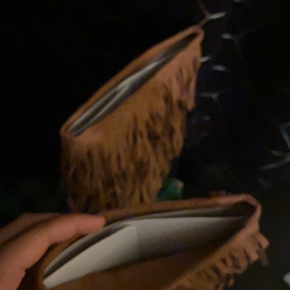 Boots - Picture 6 of 8